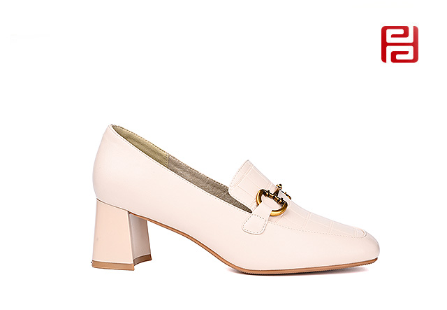福连升春秋女鞋优雅舒适跟鞋复古扣件单鞋