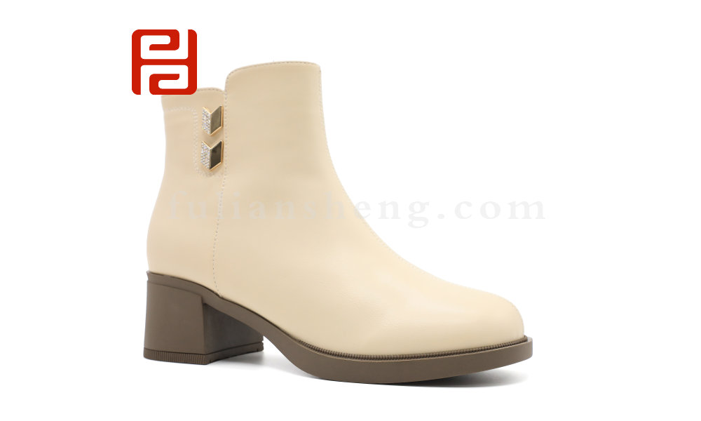 福连升冬季新款轻松工作女鞋魅力时装时装鞋