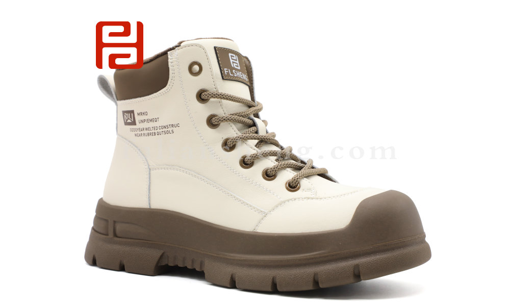 福连升冬季新款休闲生活女鞋时尚休闲女鞋