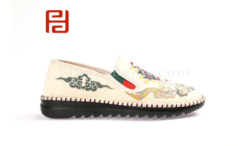 福连升春款女士刺绣脸谱社会鞋养生民族风老北京布鞋(图2)