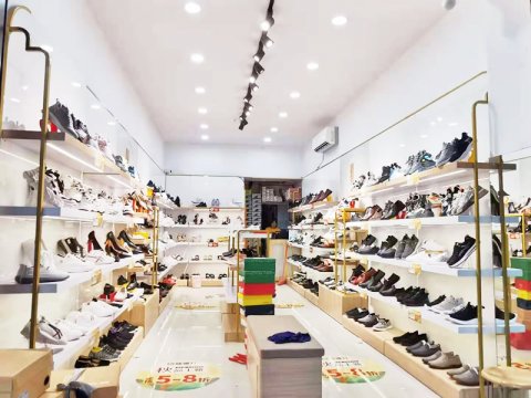 贺：福连升休闲鞋品牌四川攀枝花仁和新街店正式开业！
