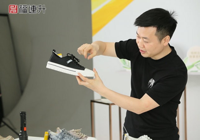 一双鞋子，决定合脚的第一要素就是要有好的楦型